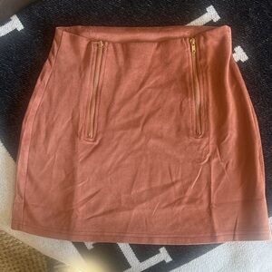 VICI XS Elegant Rust Skirt with Zipper Details